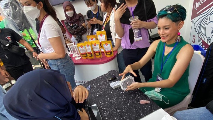 Selain Ada NCT Dream dan Red Velvet, di Allo Bank Festival 2022 Juga Ada Booth Tarot Reading Gratis!