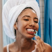 5 Makanan Lezat dan Sehat Ini Ternyata Bisa Sekaligus Menjaga Kesehatan Gigi dan Mulut