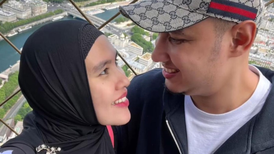 Potret Babymoon Kartika Putri di Paris