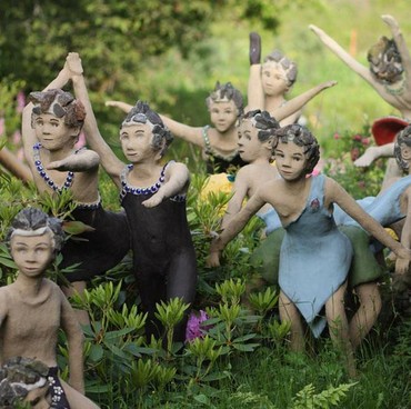 Ada Patung Pakai Bagian Tubuh Manusia, Bentuknya Bikin Merinding