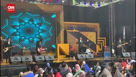 VIDEO: Aksi Nyentrik The Changcuters Meriahkan Allo Bank Fest Day 2