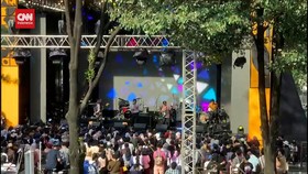VIDEO: Aksi D'Masiv dan Project Pop di Outdoor Shows Allo Bank Fest