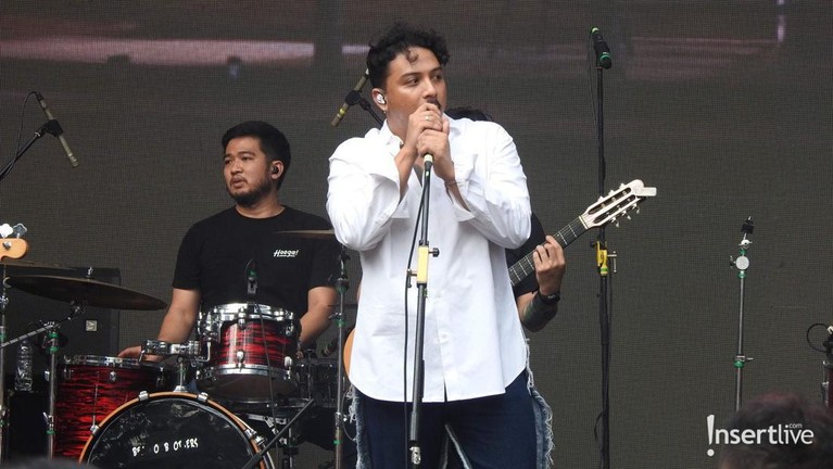 7 Momen Seru Allo Bank Festival 2022 Day 3, Ada MOCCA hingga Sal Priadi