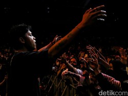Antara Baskara Putra, Hindia, dan Lomba Sihir
