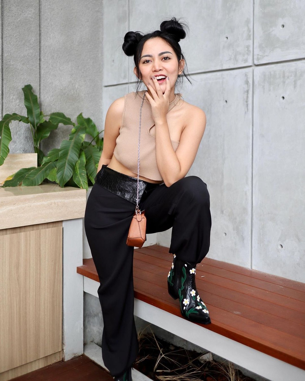 Diduga Mabuk Saat Endorse&comma; Rachel Vennya Dicap Bukan Cewek Baik-baik