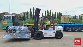 15 Truk Logistik Mobil Formula E Tiba di Jakarta