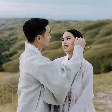 Maudy Ayunda Resmi Menikah hingga Sosok Suaminya