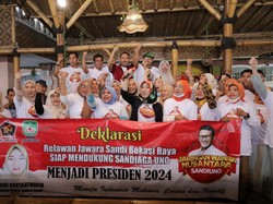 Ratusan Emak-emak di Bekasi Dukung Sandiaga Nyapres, Ini Alasannya