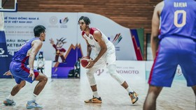 Derrick Michael Terharu Nyanyi Indonesia Raya di SEA Games