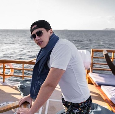 7 Pesona Arsyah Rasyid Eks Kekasih Maudy Ayunda & Pevita Pearce Jadi Sorotan