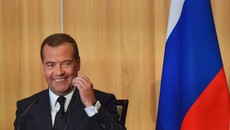 5 Pernyataan 'Gila' Eks Presiden Rusia yang Ancam Rudal Markas ICC