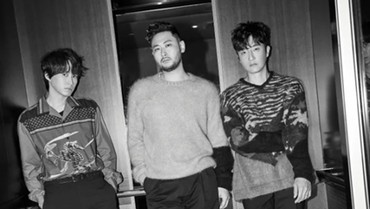 img-title Konser di Jakarta, Epik High Sukses Bikin Fans Jingkrak-jingkrak