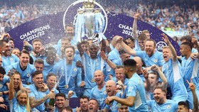 Siapa Mampu Ganggu Man City dan Liverpool?