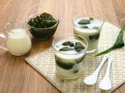 12 Resep Es untuk Takjil Ramadhan, Ada Cincau hingga Pisang Ijo
