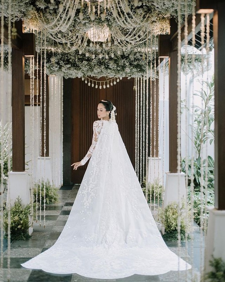 Maudy Ayunda Maudy Ayunda