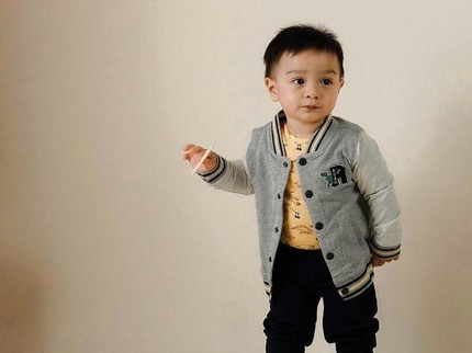 7 Potret Ganteng Baby Air 1453, Anak Irish Bella dan Ammar Zoni Akan Jadi Kakak