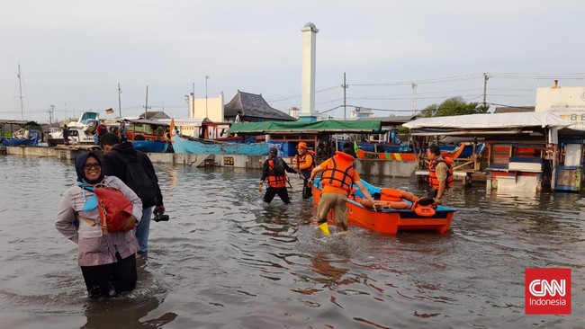 Bahaya Banjir Rob Mengintai Pesisir Barat Surabaya, BMKG Beri Peringatan