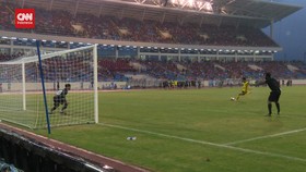 VIDEO: Tepis 2 Pinalti Malaysia, Ernando Ari Jadi Pahlawan Timnas U-23