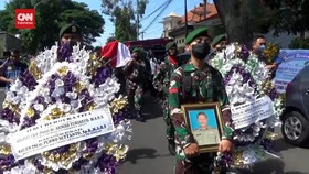 VIDEO: Jenazah Achmad Yurianto Dimakamkan Di Samping Ibunya