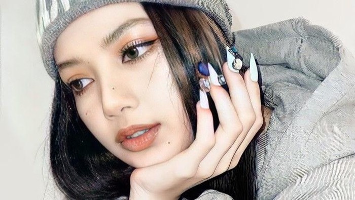 Inspirasi 3D Nail Art Kekinian yang Bikin Look Kamu Makin Aesthetic