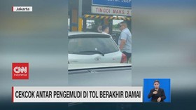 VIDEO: Cekcok Antar Pengemudi Di Tol Berakhir Damai