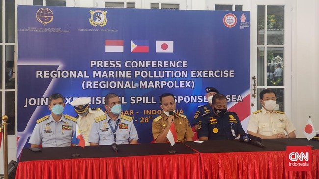 Latihan bersama Indonesia-Filipina-Jepang untuk tanggulangi tumpahan minyak di laut pada 2022 ini dipusatkan di Makassar, 24-27 Mei 2022.
