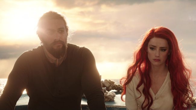 Pihak studio mengaku penampilan Jason Momoa dan Amber Heard di Aquaman adalah hasil rekayasa penyuntingan.