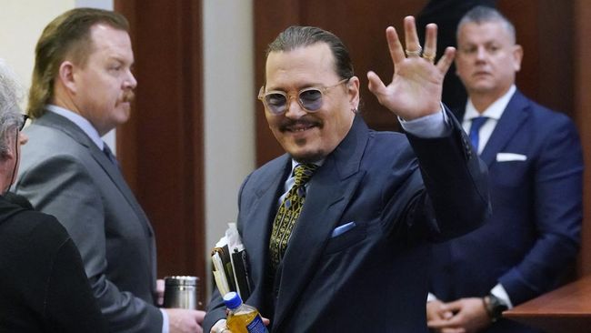 Kali ini, Johnny Depp sudah menyiapkan belasan saksi untuk melawan Amber Heard selain Kate Moss.