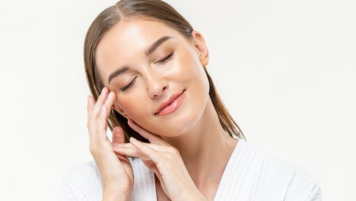 Cara Dapat Kulit Cantik dan Glowing Tanpa Makeup, Penasaran?