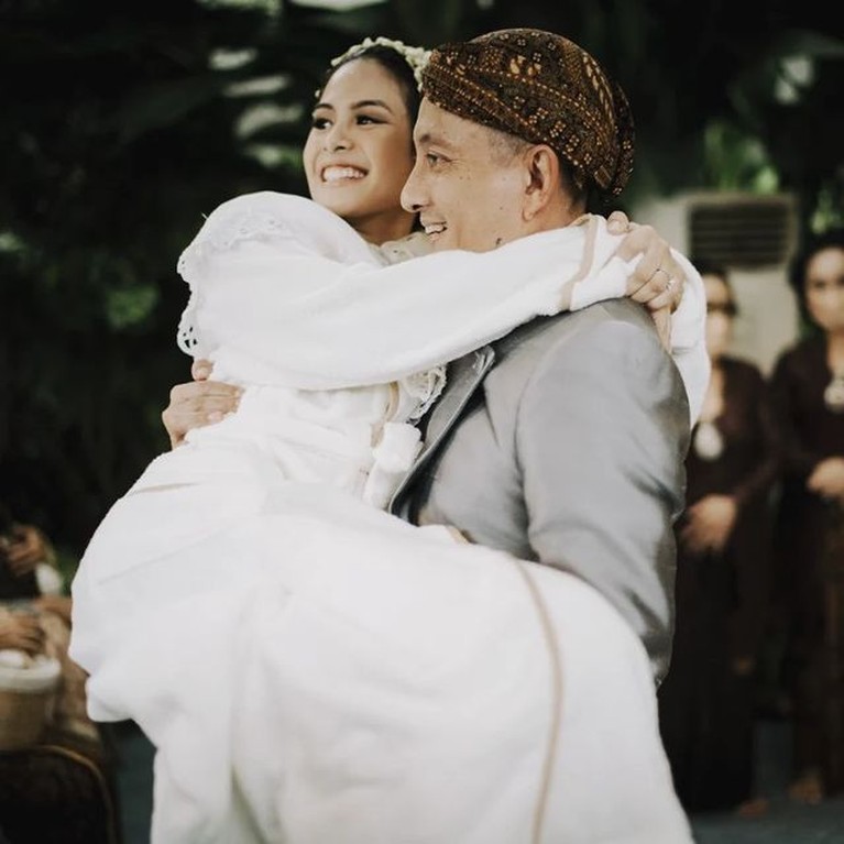 Maudy Ayunda Maudy Ayunda