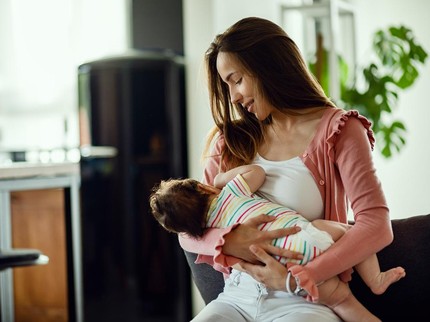 8 Makanan Kaya Nutrisi Bikin ASI Kental, Yuk Lahap agar Bayi Tumbuh Optimal
