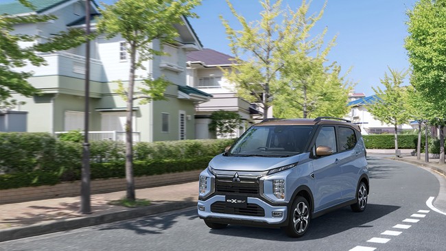 Mitsubishi merilis mobil baru mereka yang disebut sebagai All-new eK X EV dengan harga Rp275 juta.