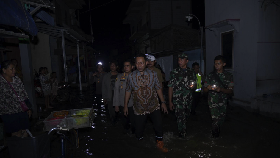 Walkot Tinjau Lokasi Jebolnya Tanggul Laut di Tanjung Mas Semarang