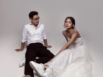 Kini, Jesse Choi dan Maudy Ayunda telah menikah dan sama-sama tinggal di Indonesia. Selamat untuk Maudy Ayunda dan Jesse Choi. Semoga bahagia selalu ya! (Foto: Instagram.com/maudyayunda)