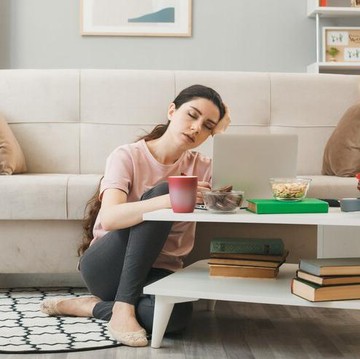 img-title 5 Kebiasaan Buruk yang Bisa Memperlambat Proses Metabolisme Tubuh, Hati-hati Bisa Bikin Kamu Gampang Sakit lho!