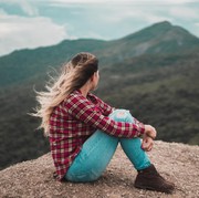 Terlalu Lama Single Membuat Kesepian? 5 Cara Ini Bantu Kamu Mengatasinya!