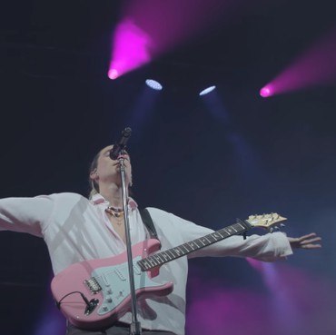 Lirik Lagu 'Cause You Have To' - LANY