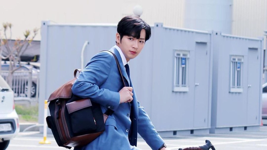 Lee Sang Yeob
