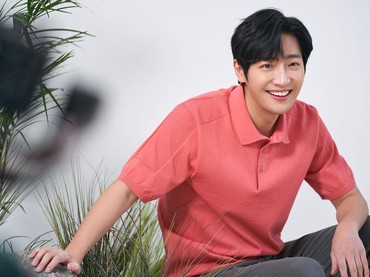 img-title Umumkan Bakal Nikah, Ramalan Masa Depan Lee Sang Yeob di The Sixth Sense Disorot