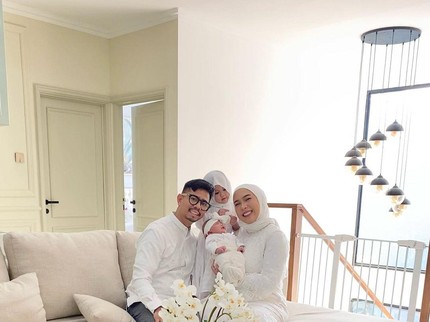 7 Potret Kamya Aisa Hanara, Anak Kedua Fitri Tropica yang Cantik dan Bikin Gemas