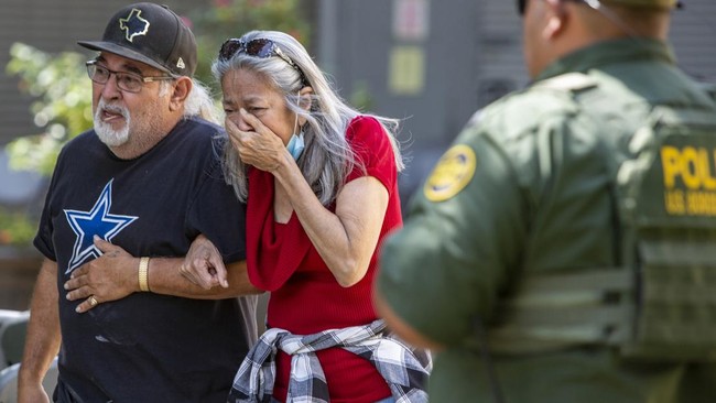 Penembakan massal kembali meluas di Amerika Serikat, termasuk di sebuah sekolah dasar di Uvalde, Texas, yang membunuh 19 anak dan dua guru.