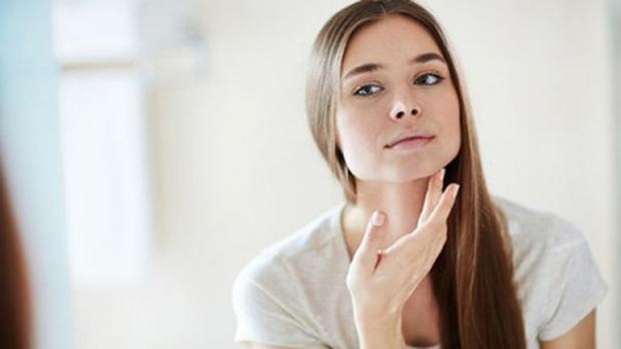 img-title Sudah Pakai Skincare, Kenapa Tidak Juga Cerah? Simak Cara Membuat Wajah Glowing di Sini!