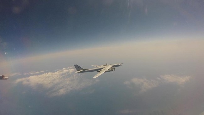 AS menilai latihan jet tempur bareng bukti China dan Rusia mesra. Latihan itu dilakukan ketika Joe Biden bertemu aliansi Quad di Tokyo.