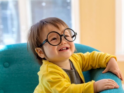 Ingin Sekolahkan Anak Sejak Usia 3 Tahun? Ini Pertimbangan dari Psikolog