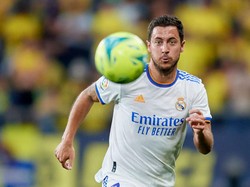 Ancelotti Minta Hazard Bantu-bantu Benzema, Bakal Jadi False 9?