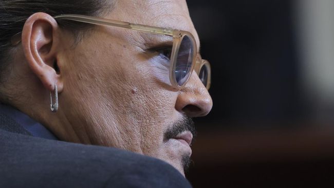 Johnny Depp kembali bantah semua tudingan Amber Heard dan mengaku sudah 6 tahun menunggu fakta terungkap. 