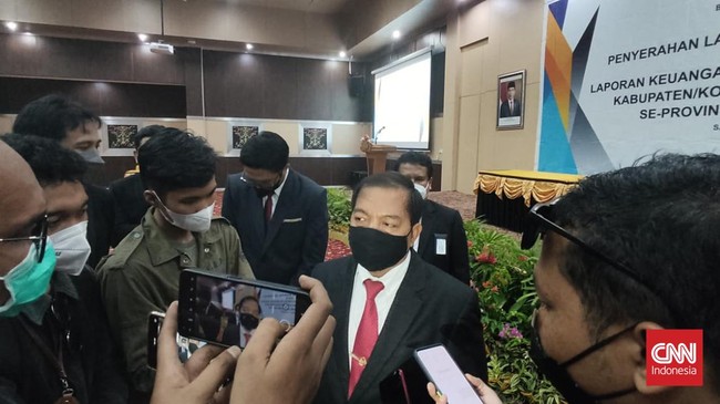 Kepala BPK Kaltim Dadek Nandemar ungkap temuan terkait pengelolaan bantuan keuangan (Bankeu) di Pemkot Balikpapan. 