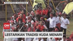 VIDEO: Lestarikan Tradisi Kuda Menari