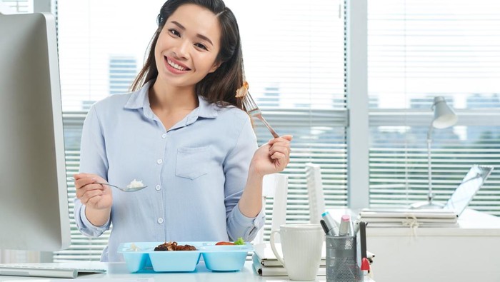 Menurut Penelitian Orang yang Rajin Sarapan Bisa Kerja Naik Jabatan, Kok Bisa? Cek, Ini Manfaat Sarapan!