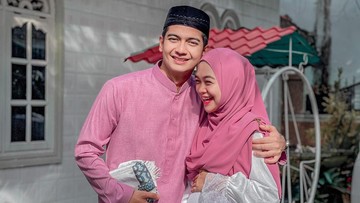 RIA RICIS DIRUJUK KE DOKTER SPESIALIS